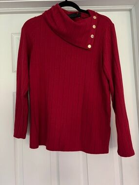 Women’s Red Button-Shoulder Ribbed Sweater